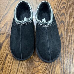 UGG Black Suede Slip-On Footwear